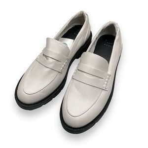A New Day Loafer Womens 9.5 Ivory Almond Toe Chunky Black Bottom Shoes NWT